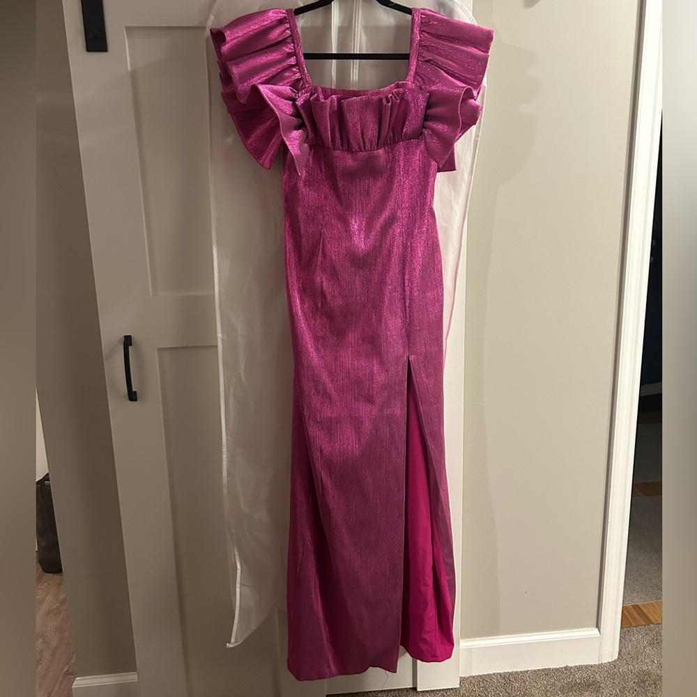 BLACK HALO PRINCE GOWN: Fuchsia